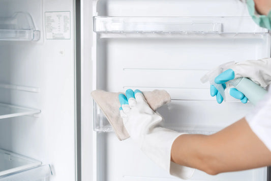 Fridge & Freezer Clean